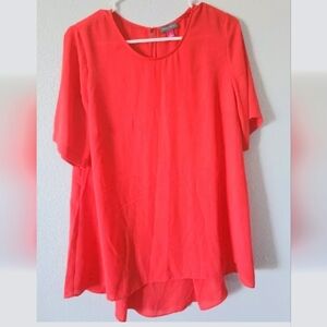 VINCE CAMUTO  Asymmetric Sz M , Red Tunic Top